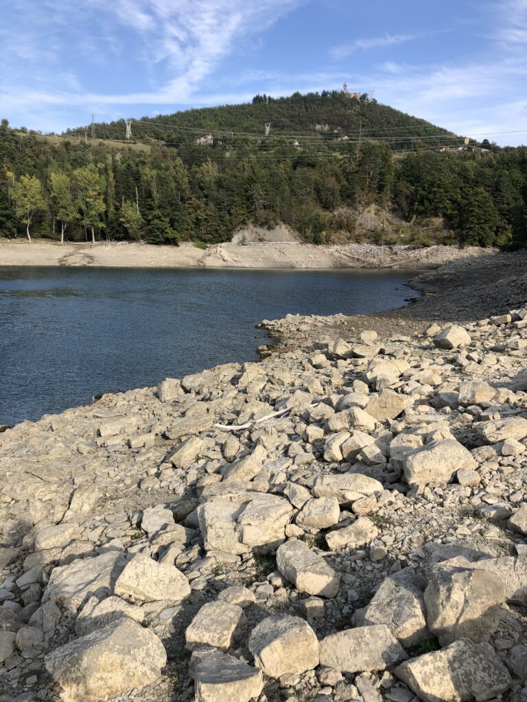 Riva di fiume